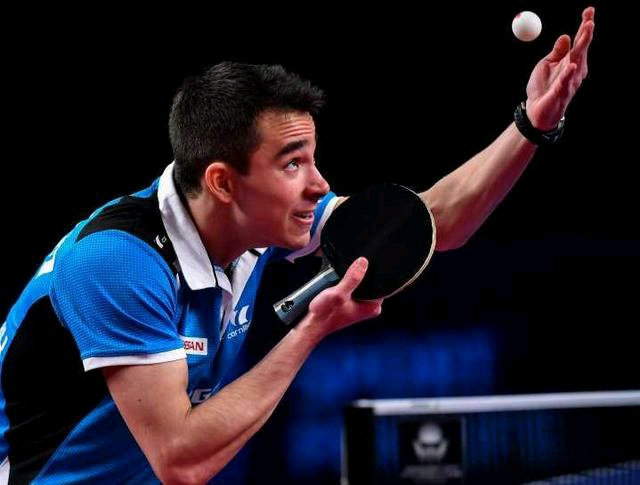 两支球队在 两支球队在