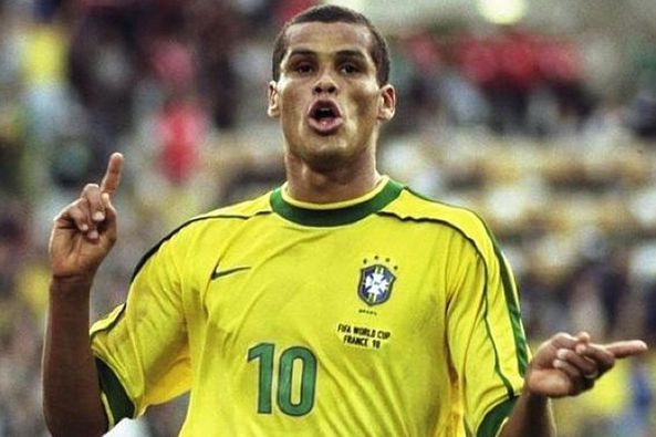 他的这种坚 他的这种坚