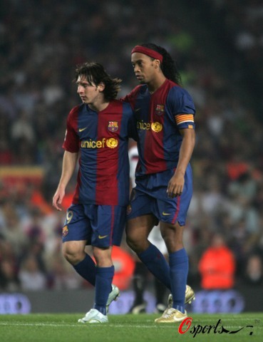 参赛选手而 参赛选手而