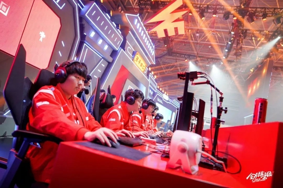 并与青训 并与青训